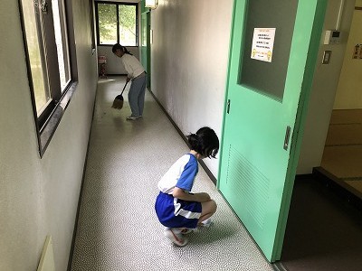 朝清掃