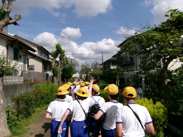 イトマンスイミングスクール守谷へ出発。